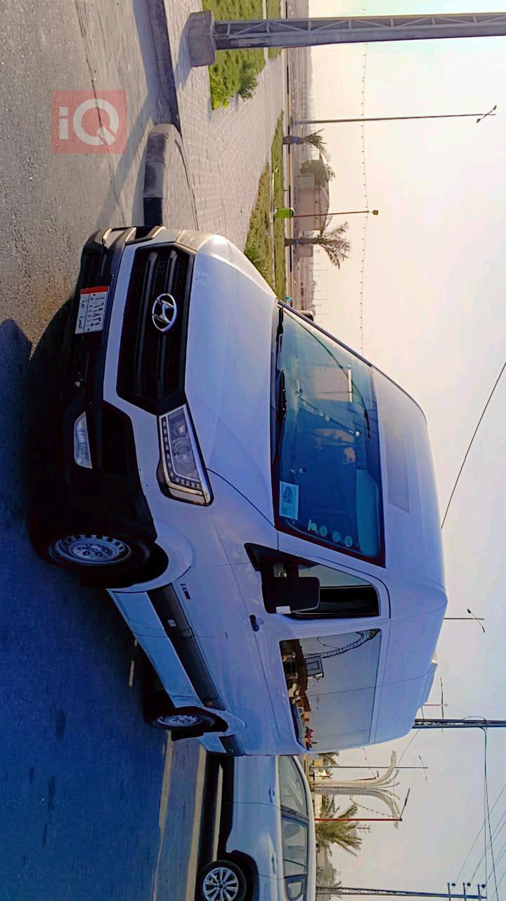 هیوندای H350